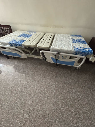 Pre-Owned - Bed mattress and Alternation Pressuremattress with pump